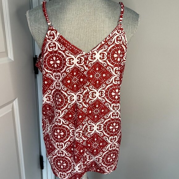 Women's Boho Floral V Neck Spaghetti Strap Tank Red & White Size M NWOT - Picture 2 of 3